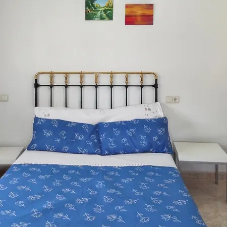Charming House In With Terrace And Fireplace Aldea Real