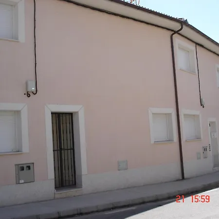 Charming House In With Terrace And Fireplace Aldea Real