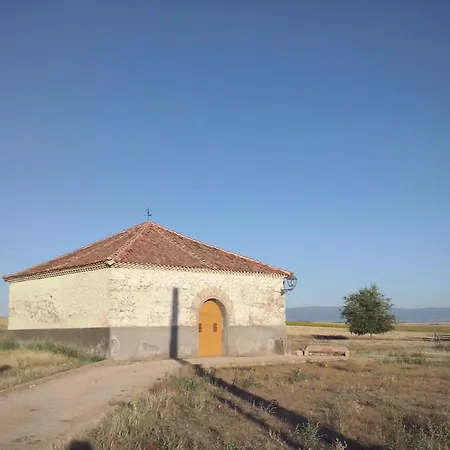 Charming House In With Terrace And Fireplace Ferienhaus Aldea Real