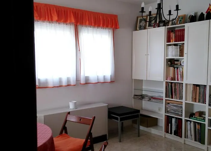 Charming House In With Terrace And Fireplace Aldea Real